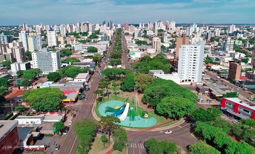 Aniversário de 71 anos de Cascavel terá bolo, almoço dos pioneiros e abertura do Natal do Oeste